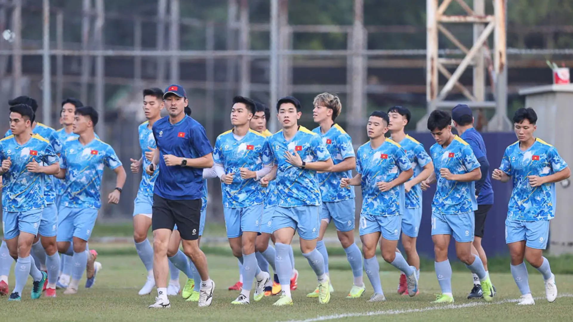 U22 Lào vs U22 Việt Nam: Đầu xuôi, đuôi lọt